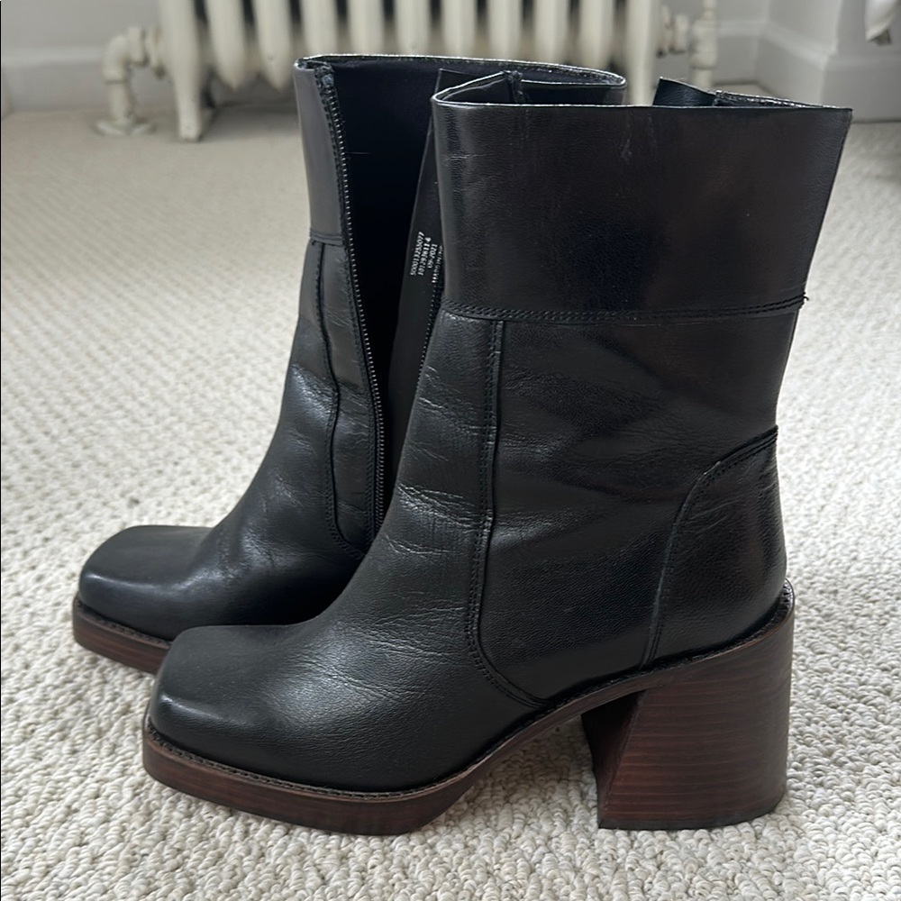 ASOS Black Heeled Boots Sleek Minimalist Design